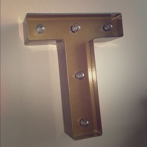 LETTER “T” decoration